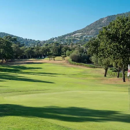 Bord De & Acces A La *